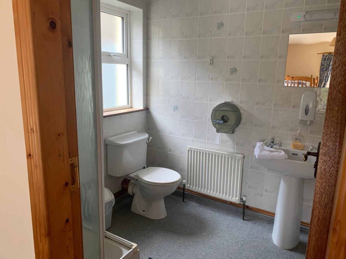 Clare'S Rock Self-Catering Accommodation Carron 外观 照片