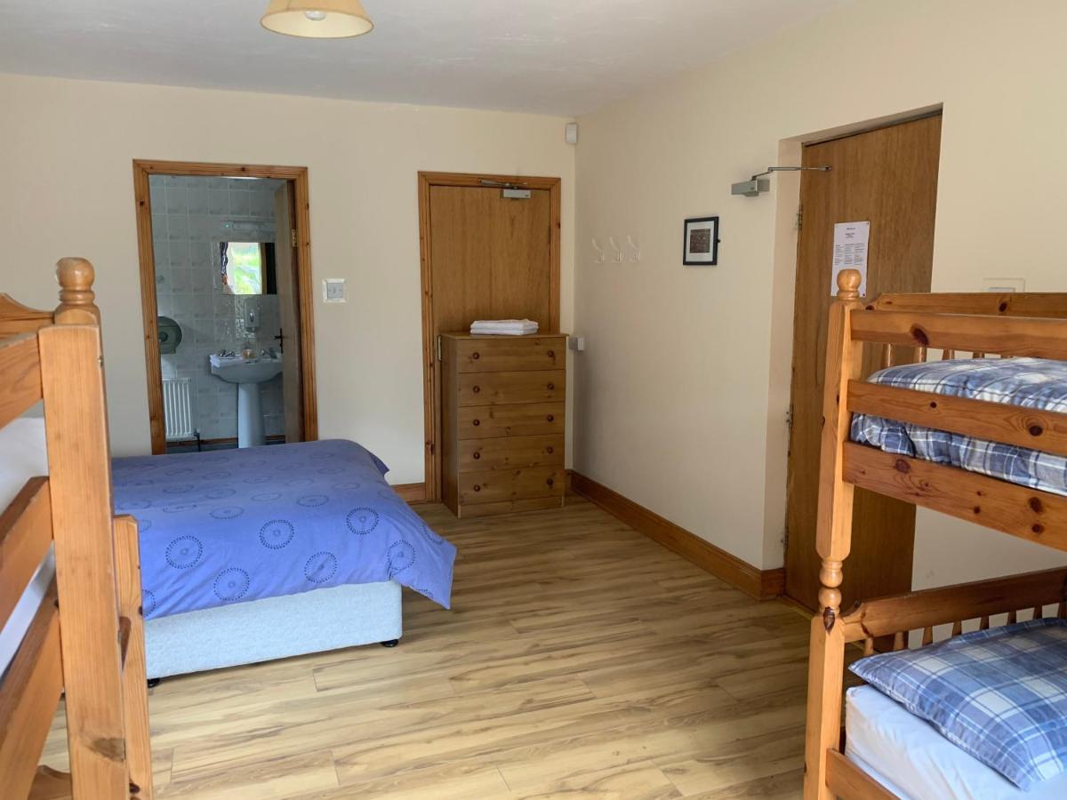 Clare'S Rock Self-Catering Accommodation Carron 外观 照片