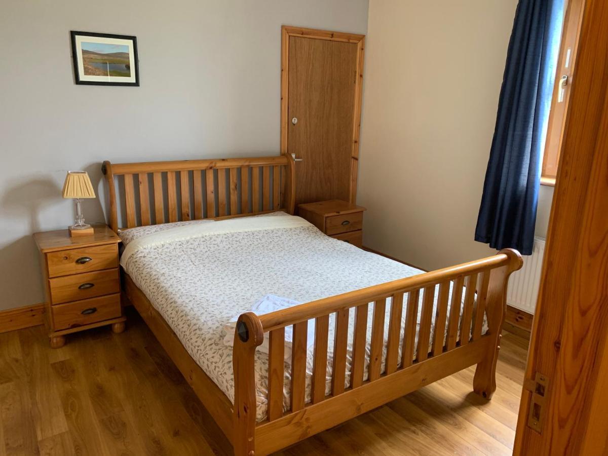 Clare'S Rock Self-Catering Accommodation Carron 外观 照片