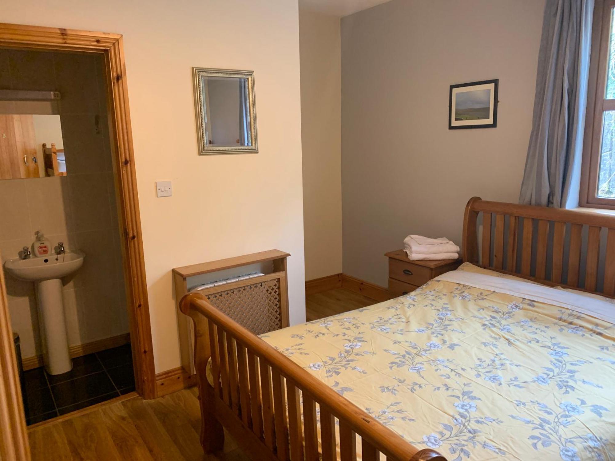 Clare'S Rock Self-Catering Accommodation Carron 外观 照片