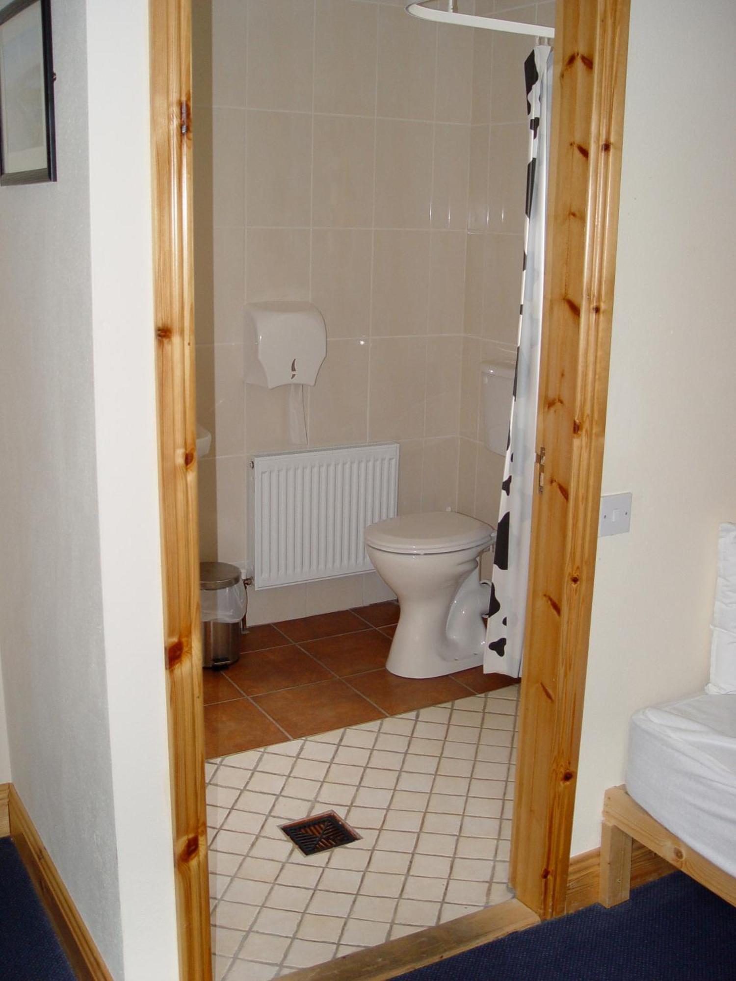 Clare'S Rock Self-Catering Accommodation Carron 外观 照片